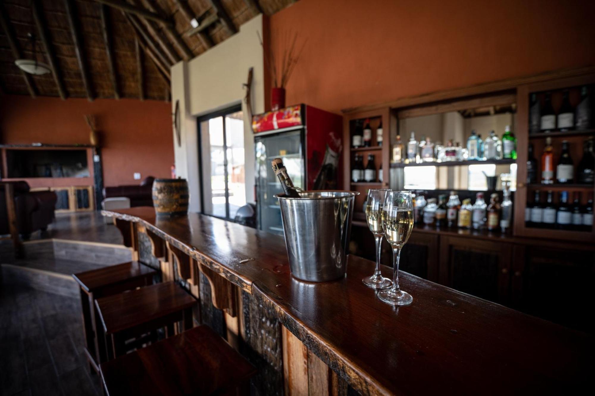 Umbono Private Game Lodge Александрия Экстерьер фото